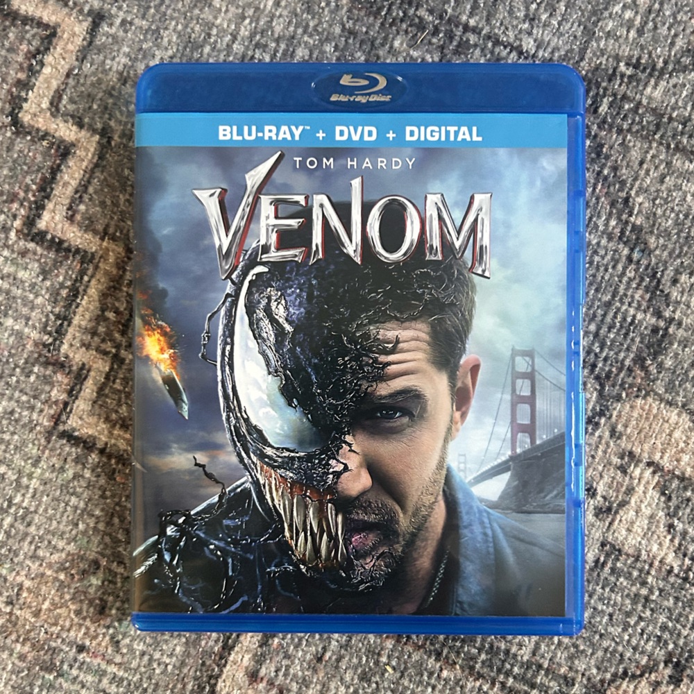 Venom Blu-ray + DVD